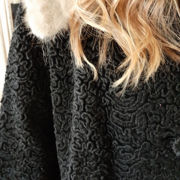 Vintage Black Persion Lamb with Mink 1960's - Picture 3 of 5